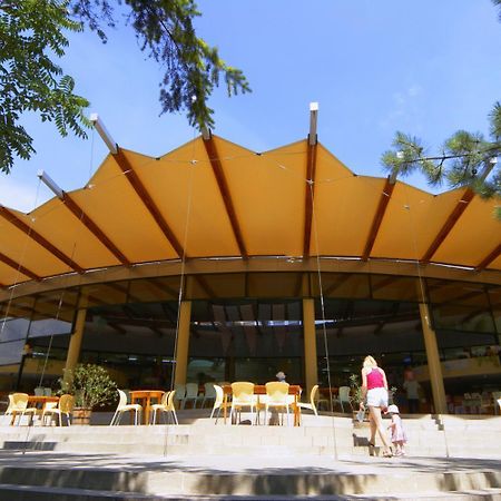 Hotel Magnolia Albena Exterior photo